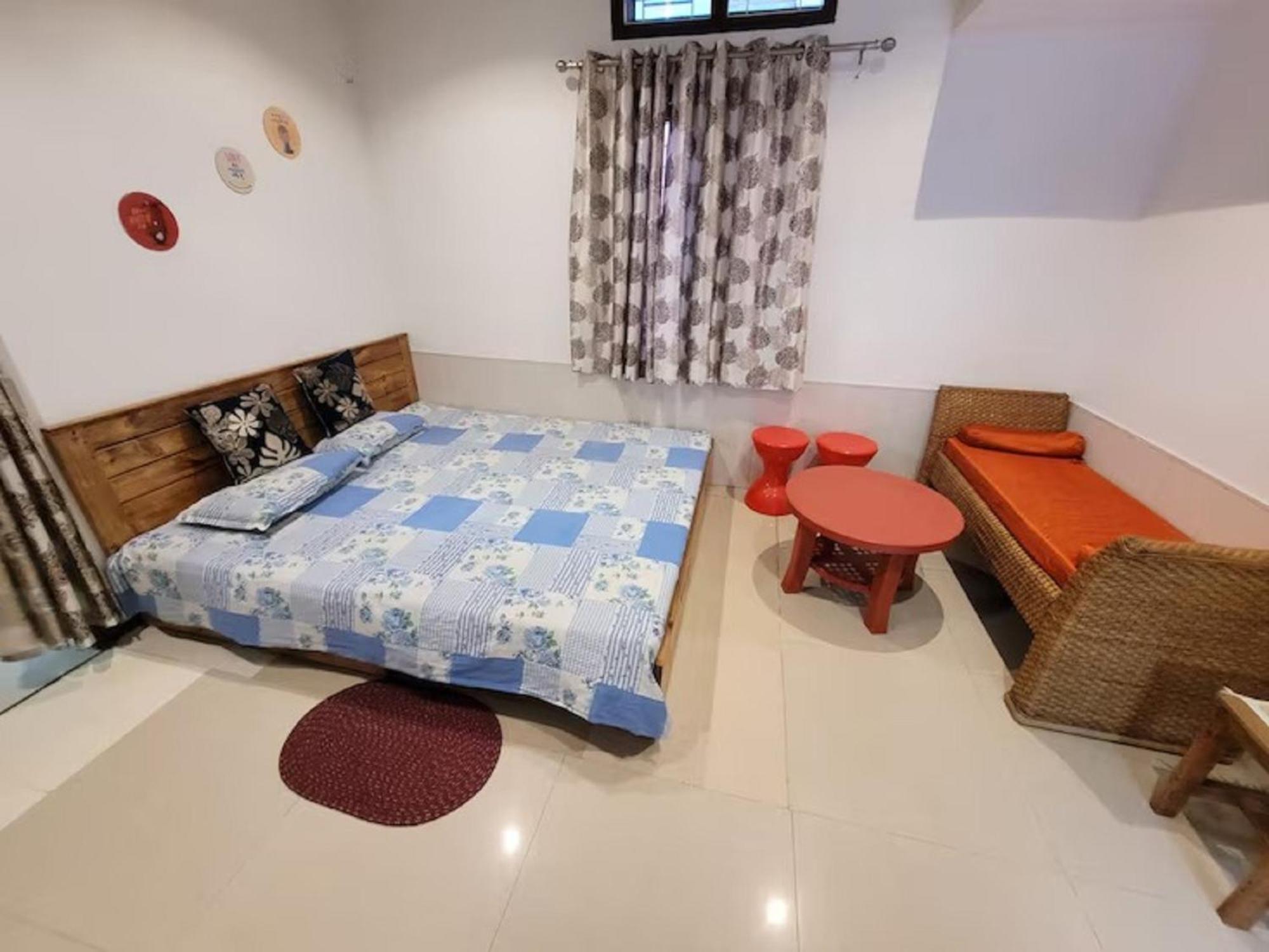 Amazing Homestay Ґувахаті Екстер'єр фото