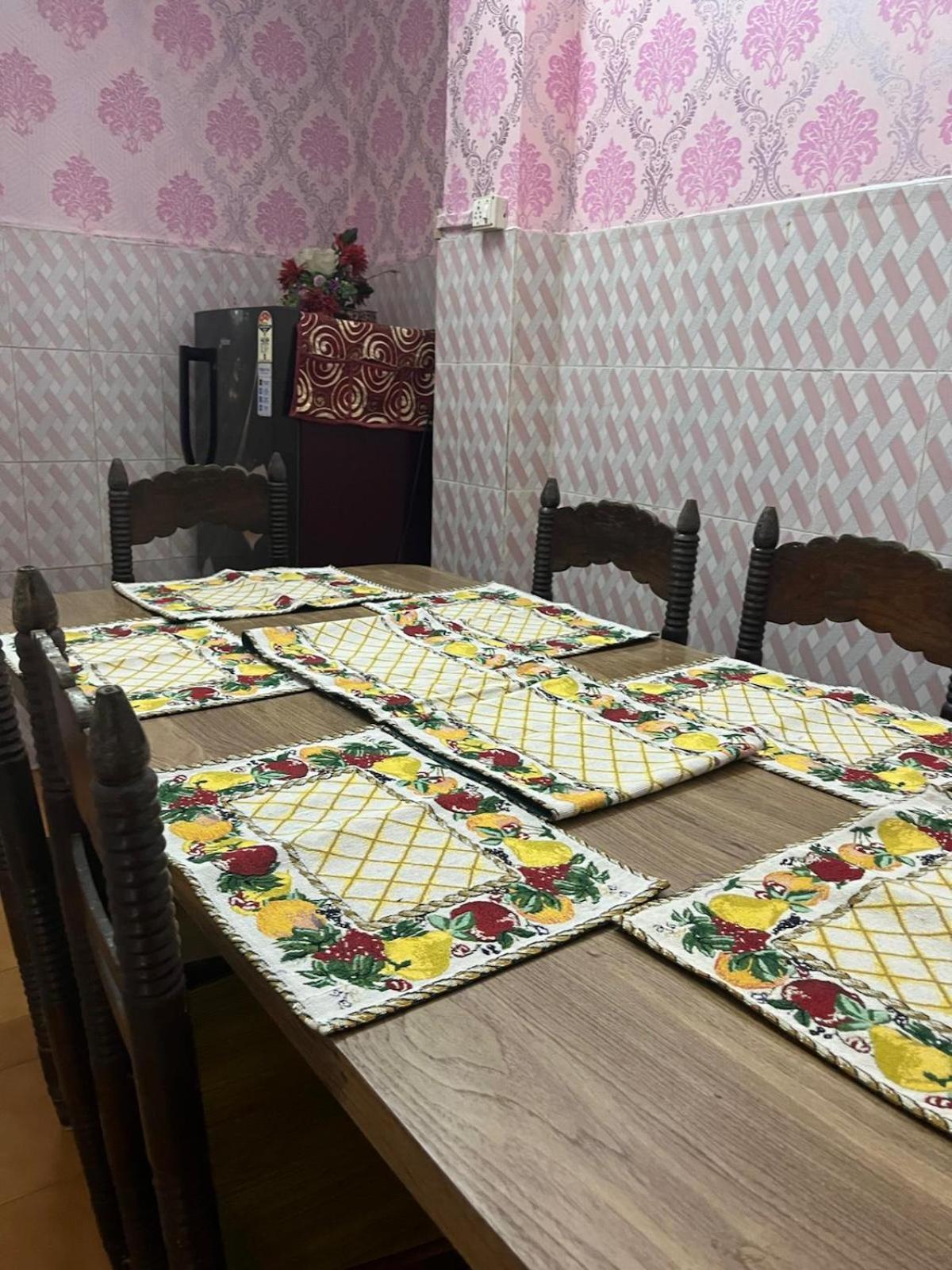 Amazing Homestay Ґувахаті Екстер'єр фото