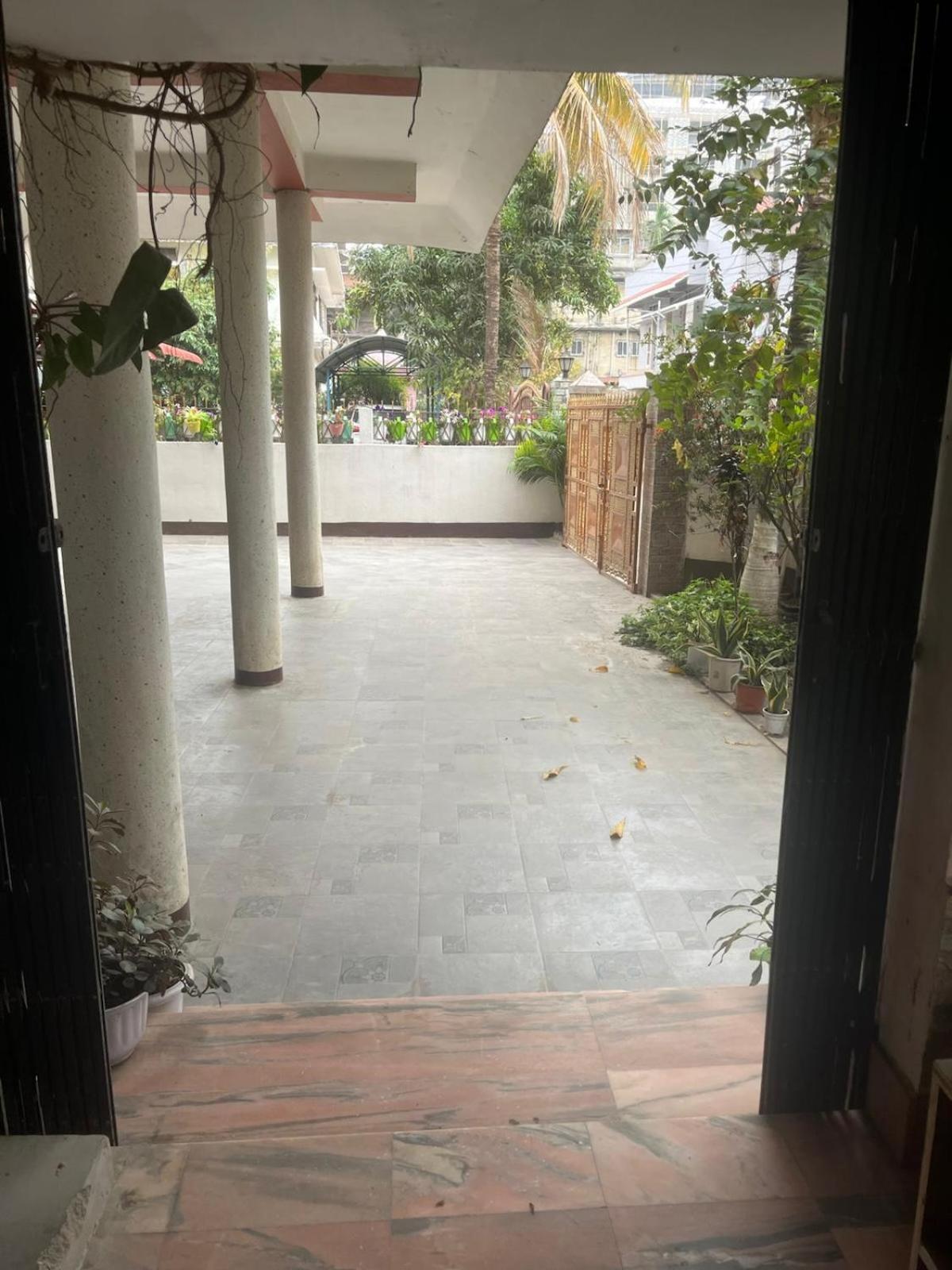 Amazing Homestay Ґувахаті Екстер'єр фото