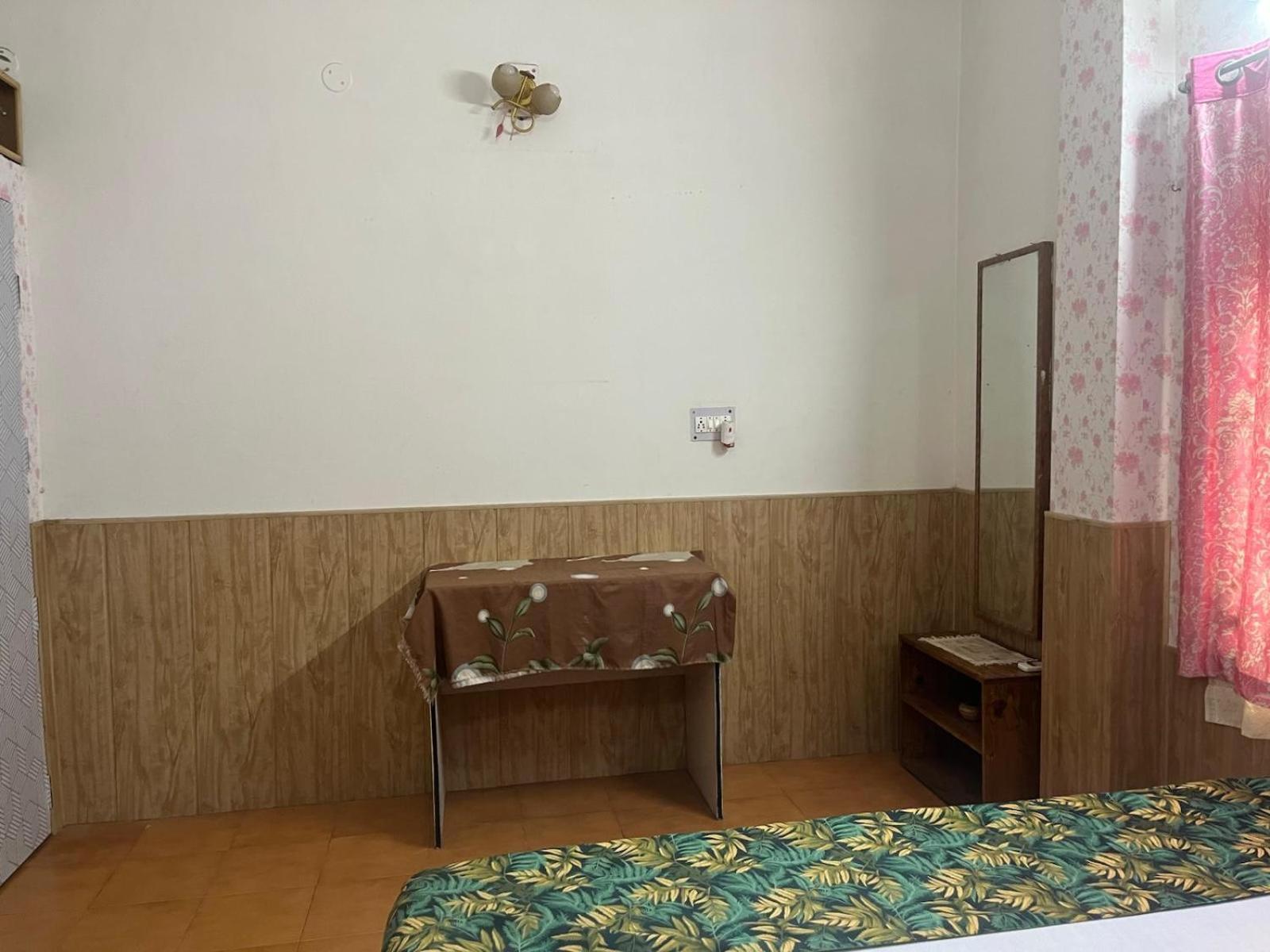 Amazing Homestay Ґувахаті Екстер'єр фото