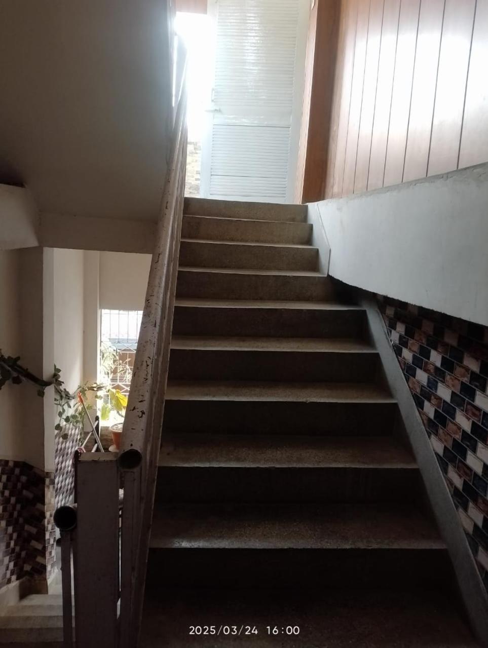 Amazing Homestay Ґувахаті Екстер'єр фото