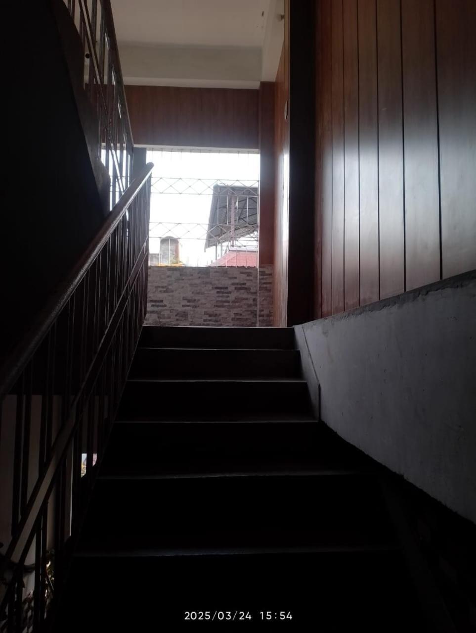Amazing Homestay Ґувахаті Екстер'єр фото